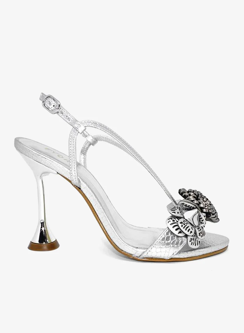 فايور Durable Flower Brooch Pointed Toe Stiletto BWR 071