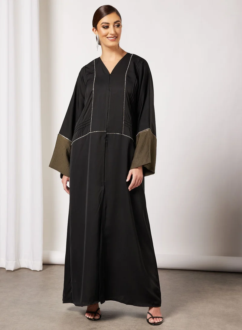 Hayat Abaya With Contrasting Sleeves And Beadwork