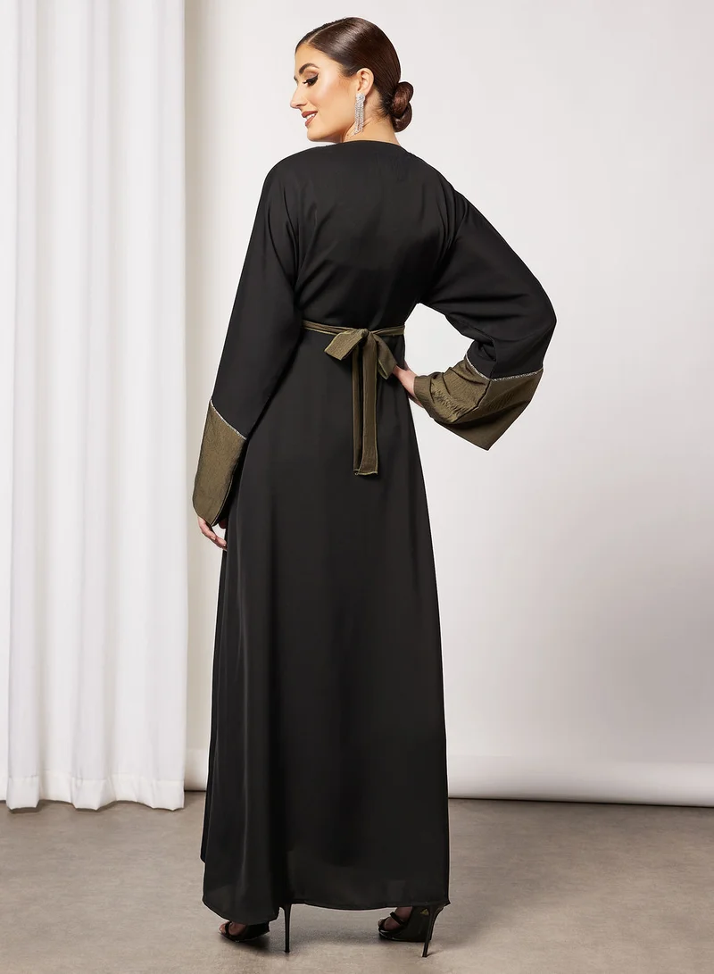Hayat Abaya With Contrasting Sleeves And Beadwork