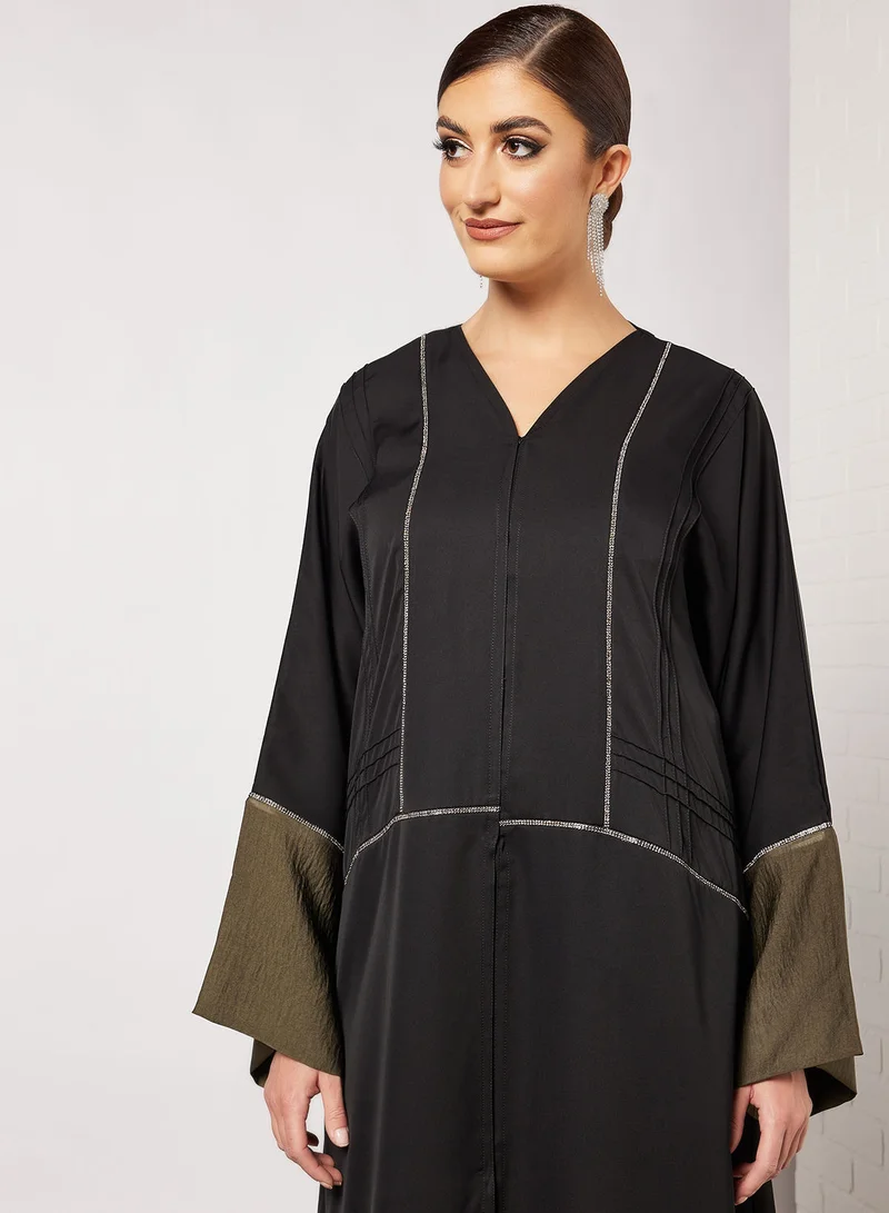 Hayat Abaya With Contrasting Sleeves And Beadwork