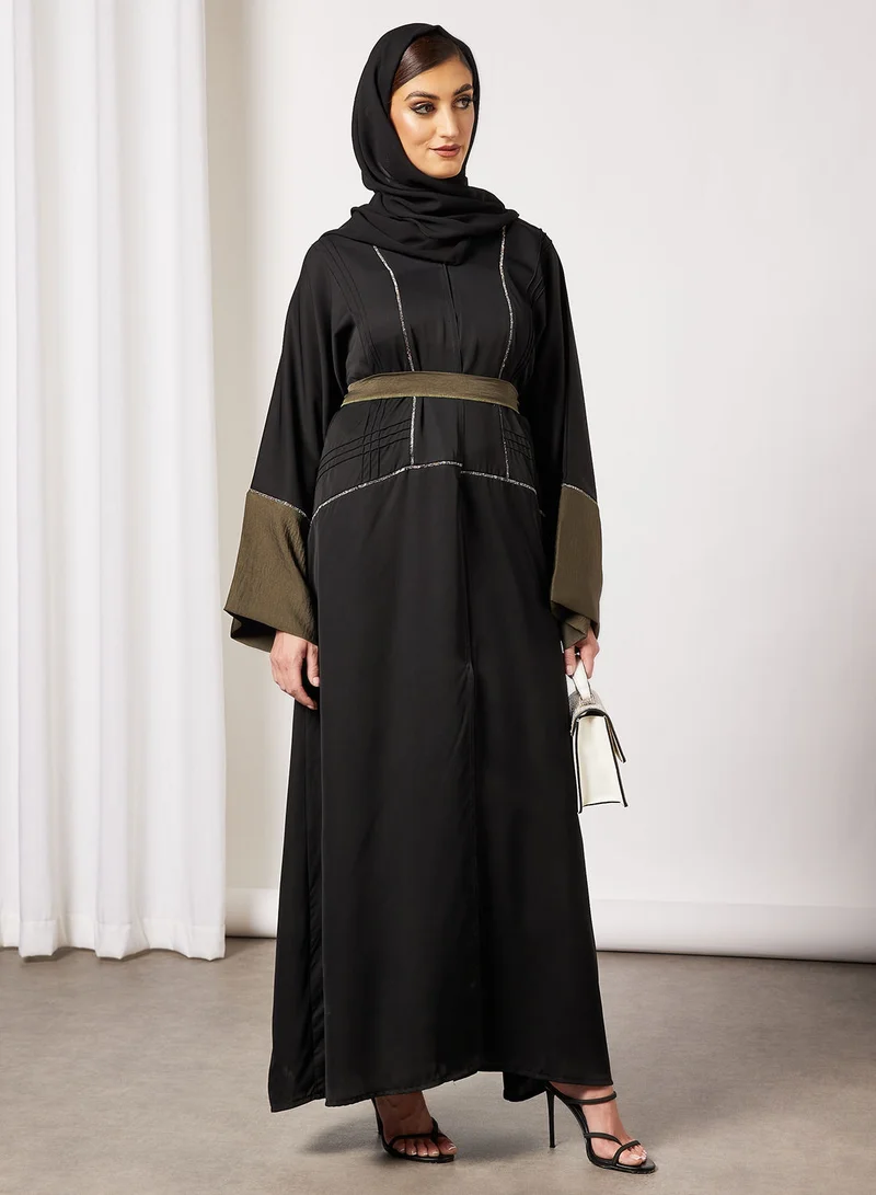 Hayat Abaya With Contrasting Sleeves And Beadwork