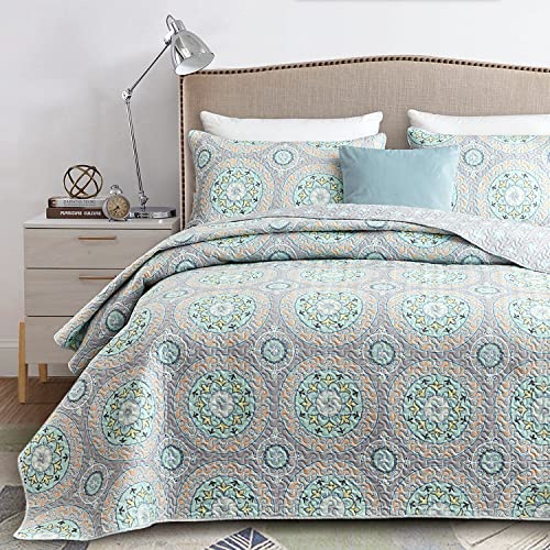 CHIXIN Boho Quilt Queen Size - Bohemian Chic Medallion Design - Lightweight Bedspread Coverlet Set, Ultrasonic Quilting Mandala Bedding Cover for All Season, 3 Piece, Aqua Blue - Image 1