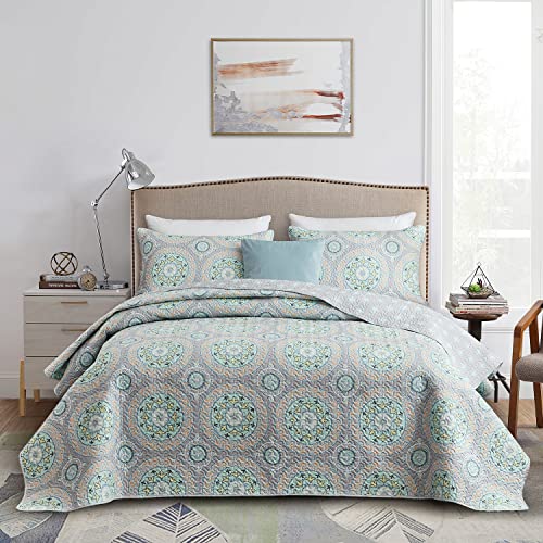 CHIXIN Boho Quilt Queen Size - Bohemian Chic Medallion Design - Lightweight Bedspread Coverlet Set, Ultrasonic Quilting Mandala Bedding Cover for All Season, 3 Piece, Aqua Blue - Image 2