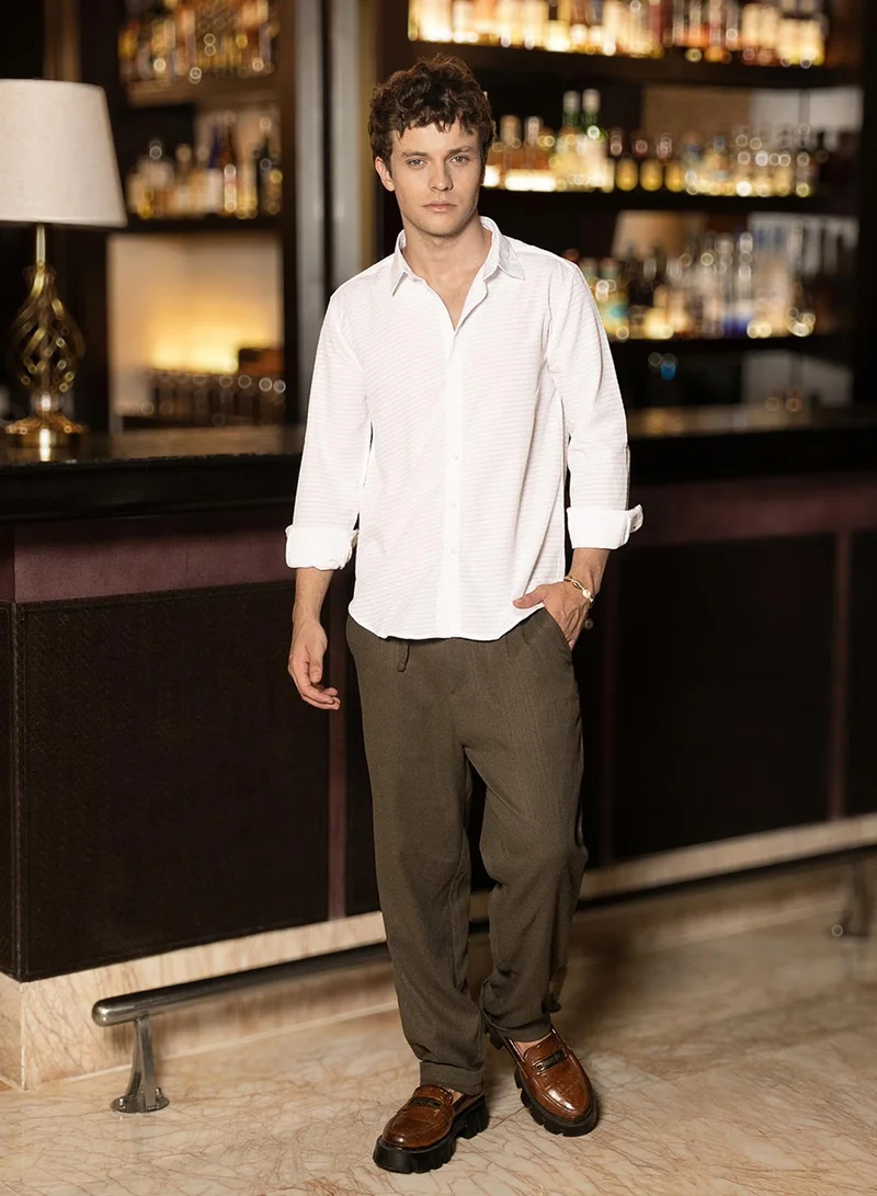 كامبوس سوترا Men's Daisy White Horizontal Seersucker Shirt