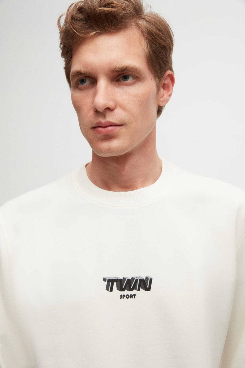 twn Relaxed Fit Ecru Printed Sweatshirt  - Image 2