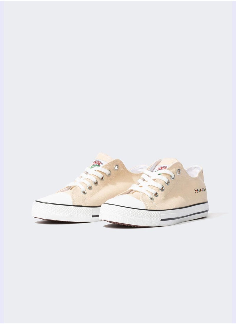 DeFacto Friends Licensed Trainers  - Image 2