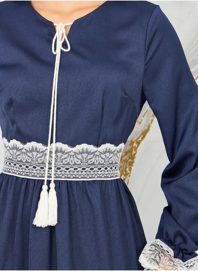 ستايلي Lace Detail Tie Up Neck Tiered Maxi Dress
