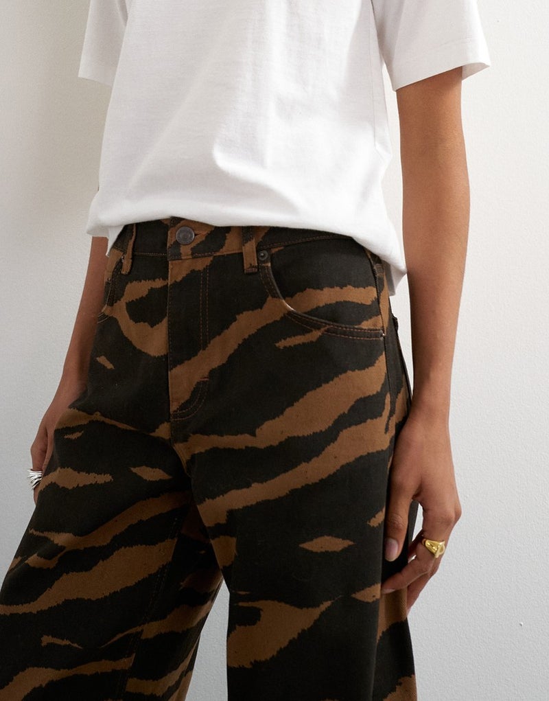 TOPSHOP Mid Rise Barrel Jeans - Image 3