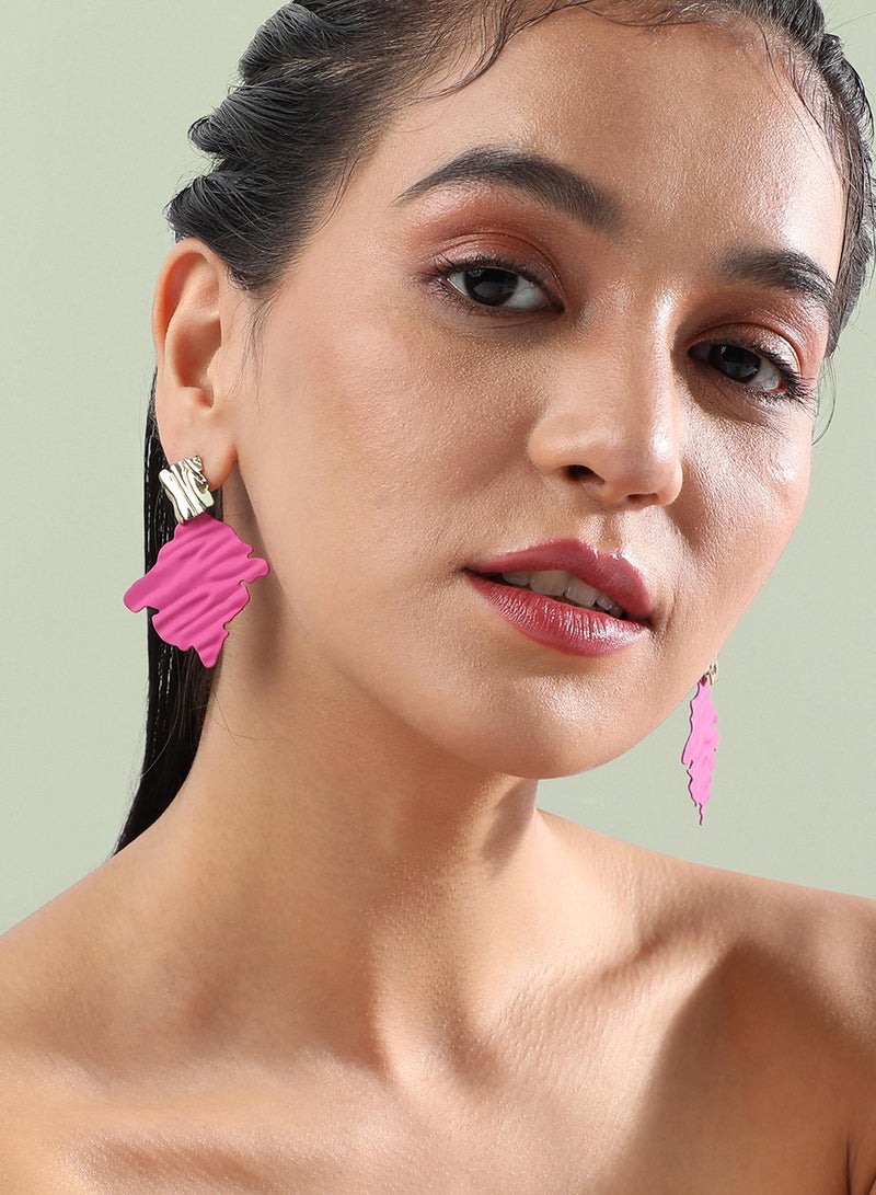 SOHI Contrast Ripple Artificial Drop Earring Jewellery - Image 4