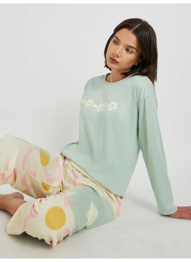 Take Two Take Two Printed Long Sleeve T-Shirt with Bra and Pyjama Set