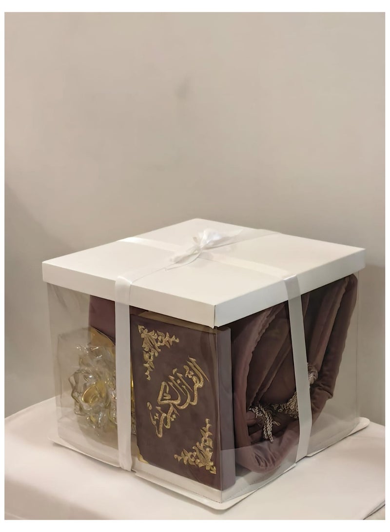 A prayer rug set consisting of 5 pieces, a quilted rug, a prayer sheet, an incense burner, a rosary, and a Qur’an suitable for a gift. - Image 1