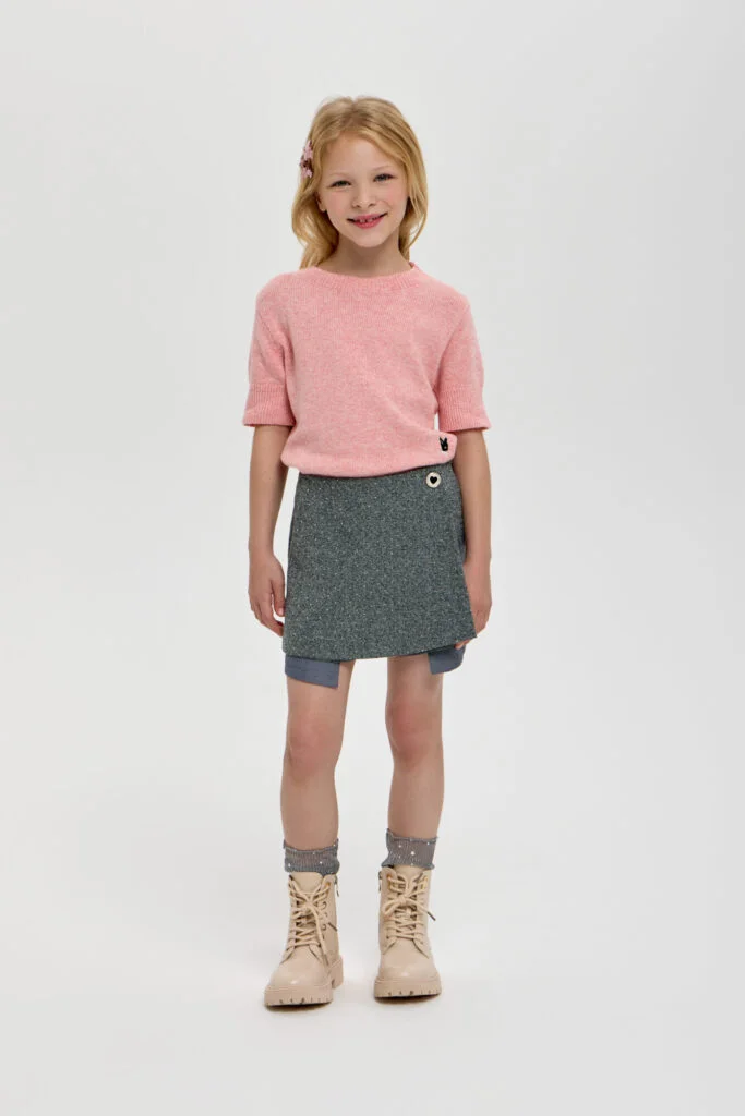 شوبيت تنورة شورت مزينة بالترتر الرمادي - شوبيت