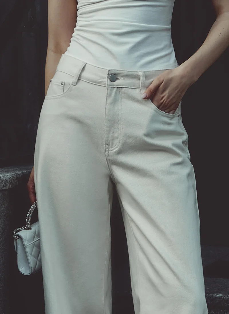 Lichi Loose mid-rise jeans