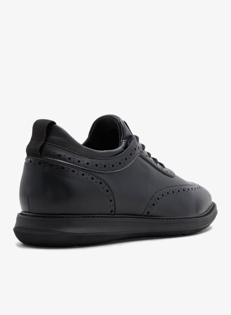 الدو كاليستر سنيكرز برباط - Image 2