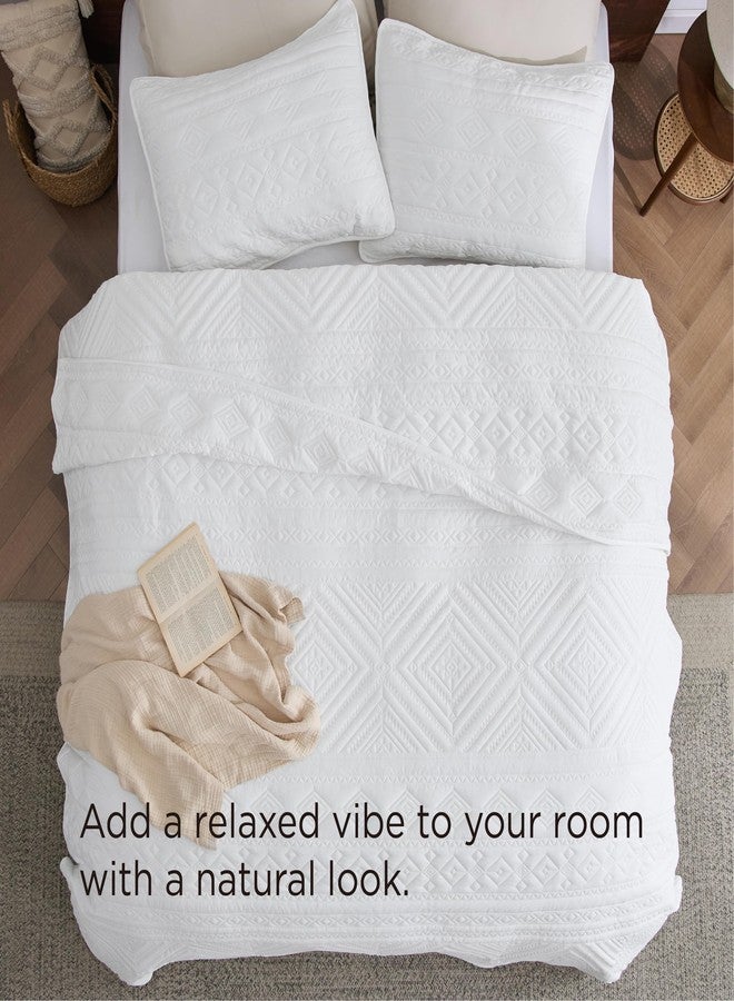 Bedsure Boho Quilt King Size - Lightweight Bedspread King Size with Geometric Stitched Pattern, White Farmhouse Soft Bedding Set Coverlet with 2 Pillow Shams for All Seasons, 106x96 inches - Image 4