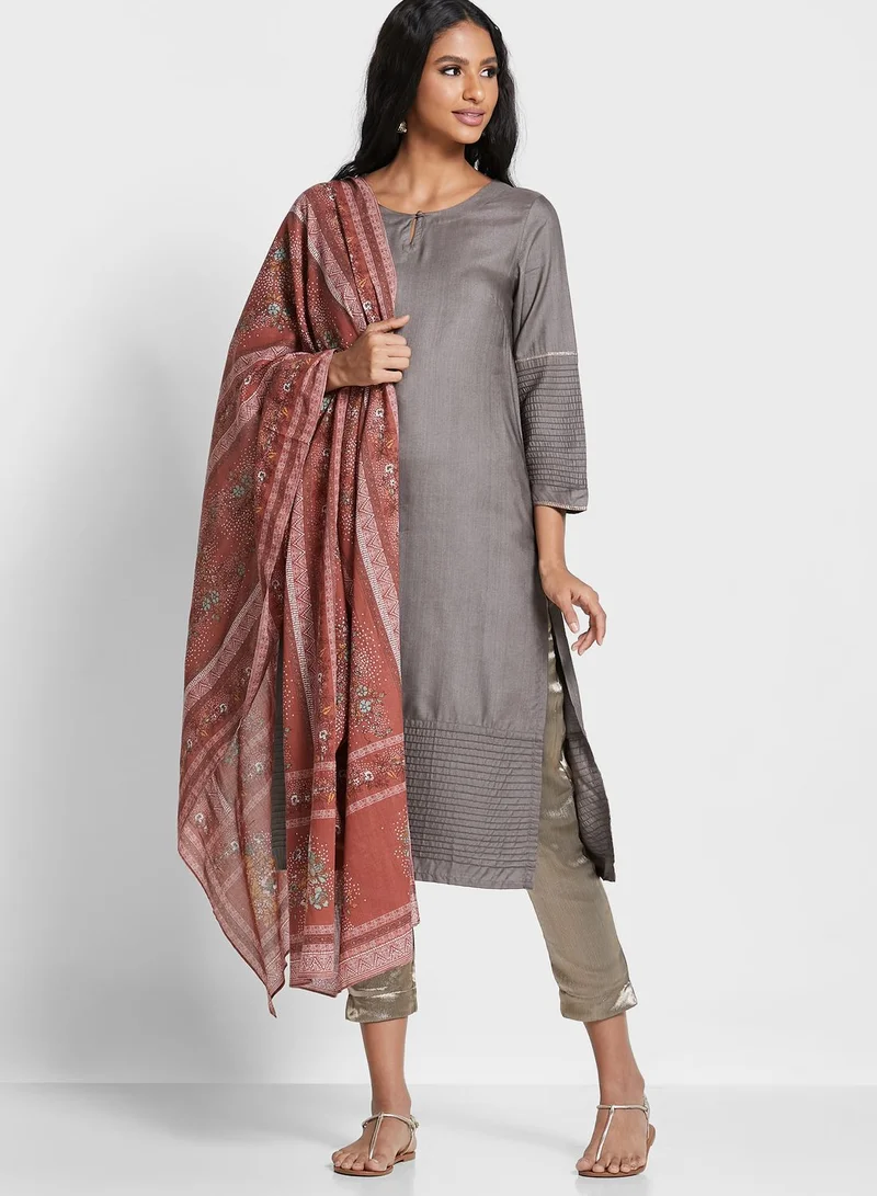 W Printed Dupatta
