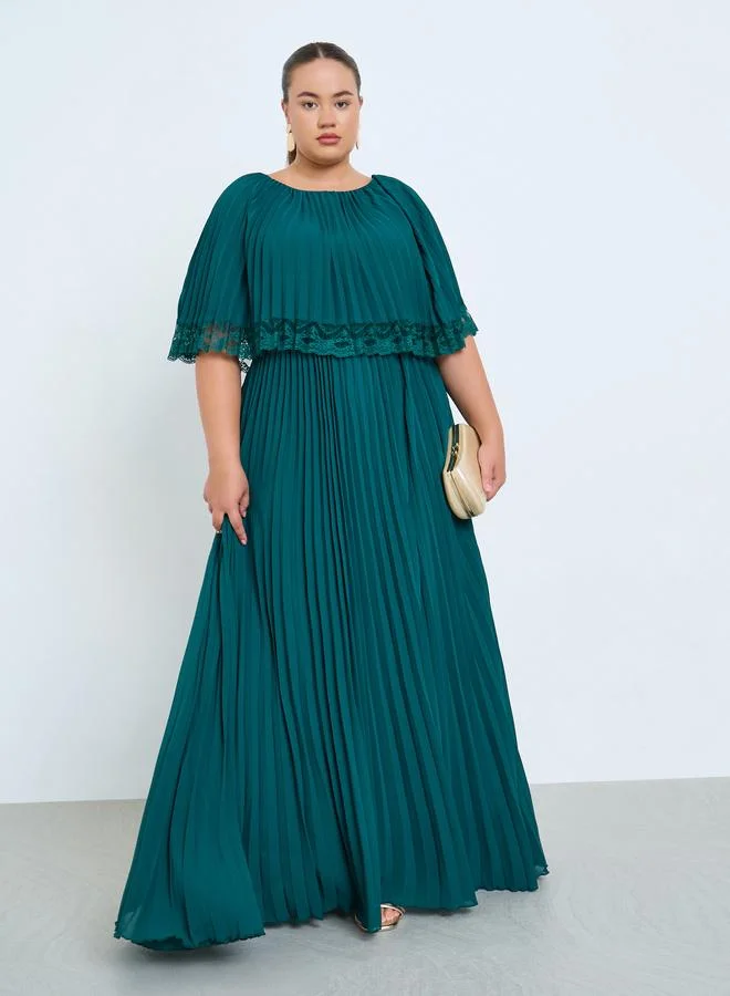 Plus Size Teal A-Line Maxi Dress with Lace Cape