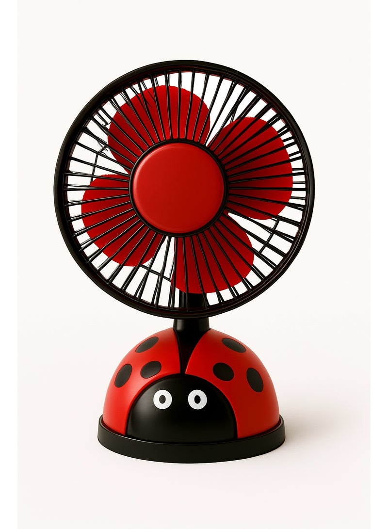 مروحة مكتب صغيرةfan cartoon fashion  – سرعتان تشغيل – تصميم خفيف الوزن قابل للتدوير – محرك عالي الأداء – صديقة للبيئة – موفرة للطاقة – تصميم بشكل مناسب للاطفال – لون احمر في اسود - Image 1