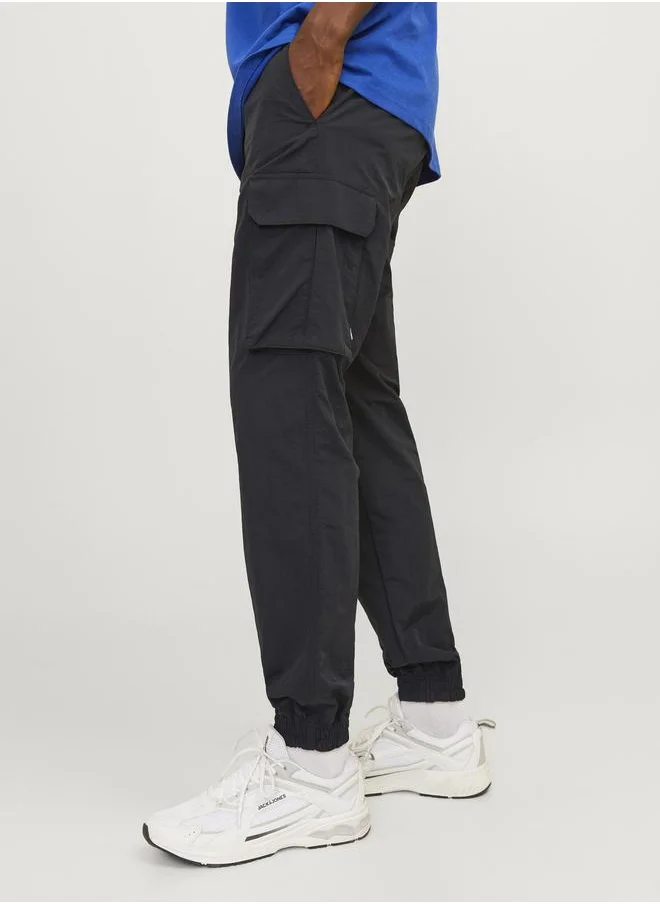 JACK & JONES Solid Elastic Cuffed Tech Cargo Pants