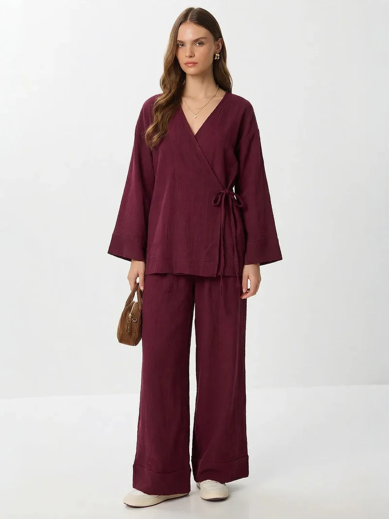 السعادة في إسطنبول ISTANBUL High Waist Wide Leg Pants & V-Neck Tie Detail Blouse Co-ord Set