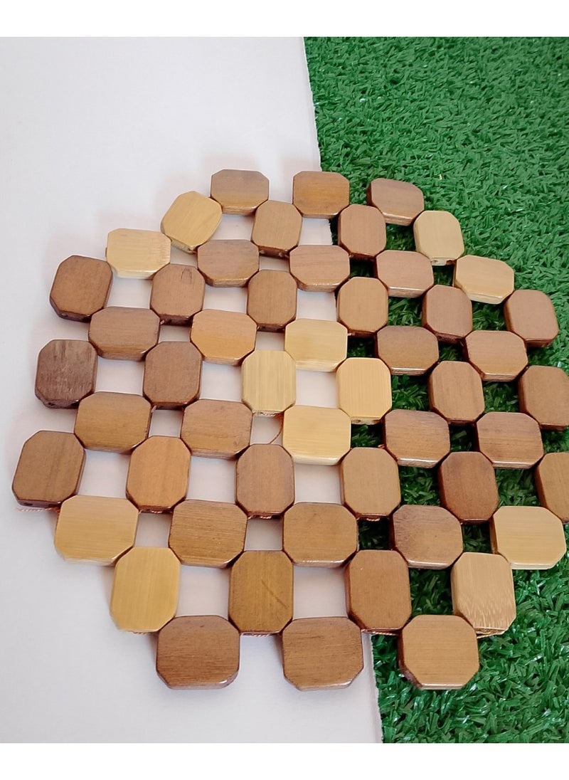 Generic 2 pieces of heat-insulating wooden coasters  - Image 2