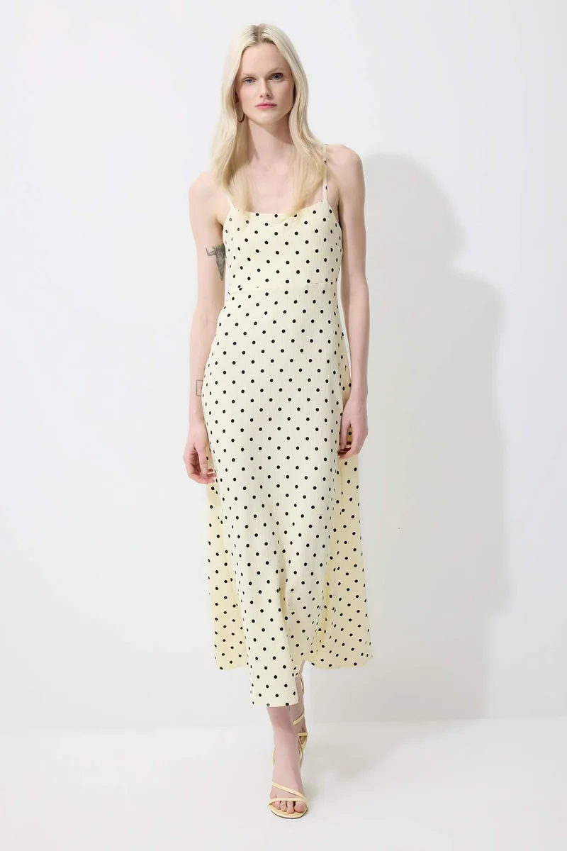 ديفاكتو U Neck Polka Dot Crepe Strappy Maxi Dress