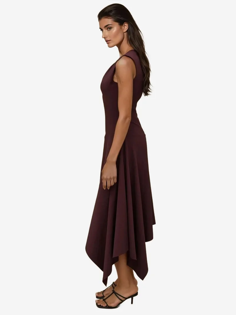 زوبعة فستان ميدي بتفاصيل مقصوصة