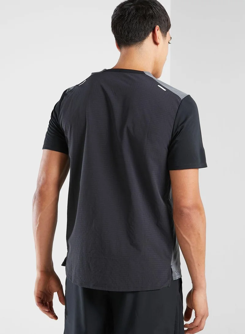 نايكي تيشيرت دراي-فت رايز 365 تريل رانينج للرجال