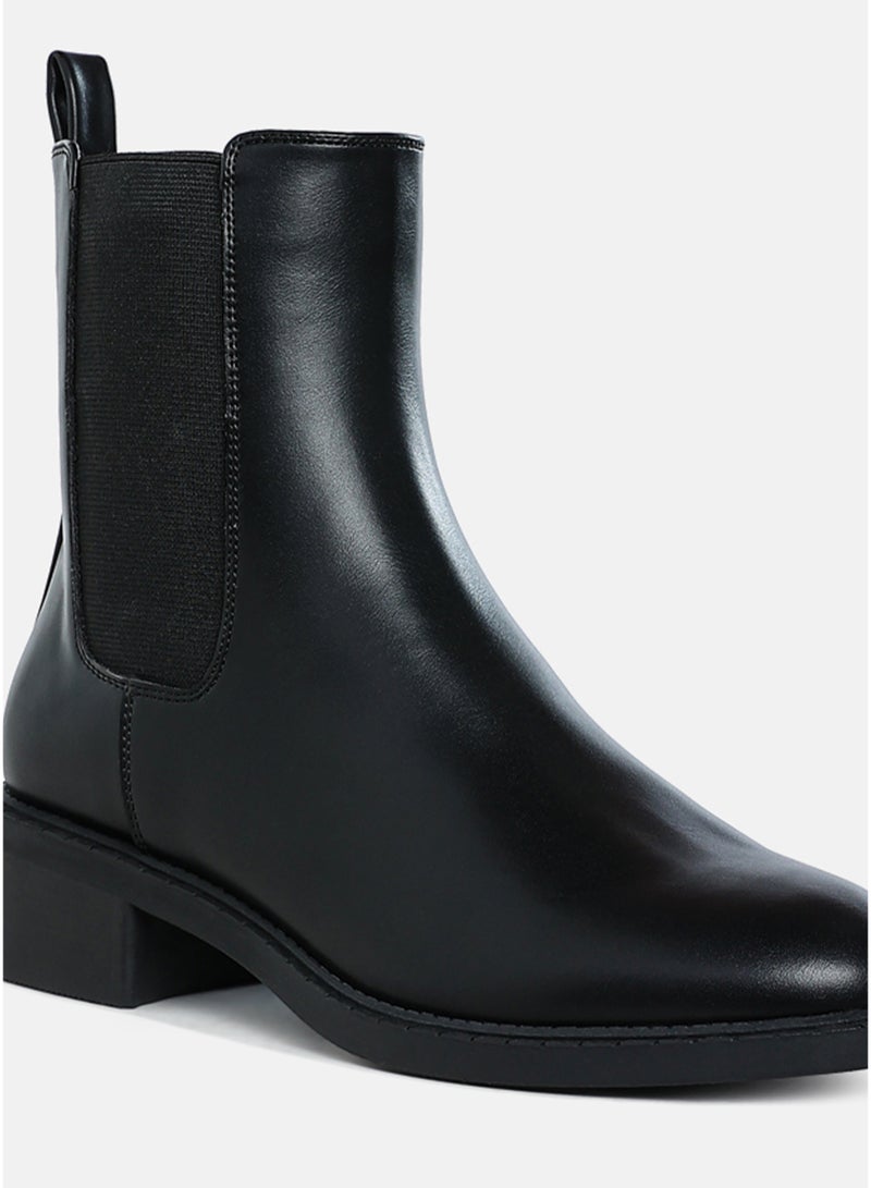 London Rag Women's Stacked Heel Chelsea Boots in Black - Image 4