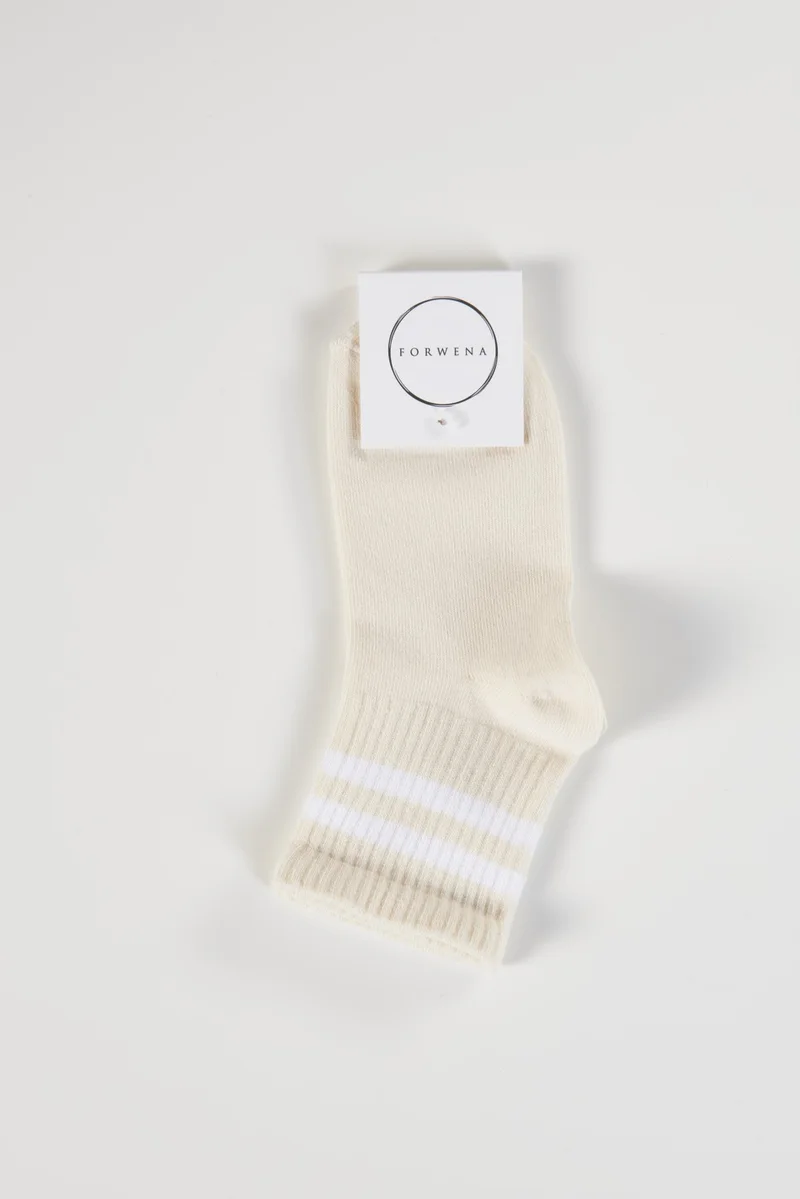 Forwena Ecru Cotton Seamless Tennis Socks