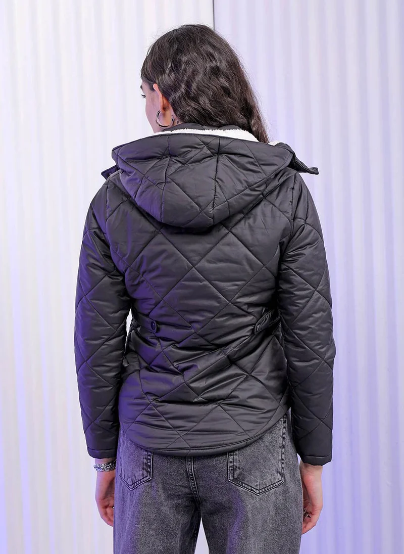 مرفوعة Women Slim Fit Solid Puffer Jacket