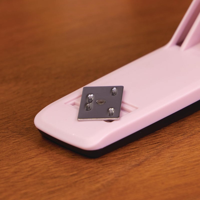 Swingline Stapler, 20 Sheet Capacity, 545 Desktop Stapler, Blush Pink (S7054513) - Image 5
