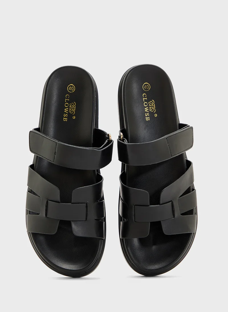 Clowse Chunky Flat Sandal