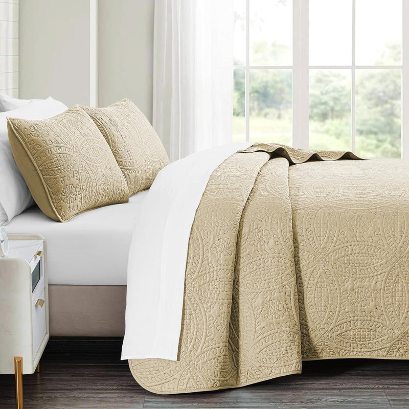 akkialla King Quilt Bedding Set,Beige Ultrasonic King/Cal King Quilt Set,Lightweight Soft Bedspread Coverlet,Modern Style Coin Pattern Bed Cover for All Seasons,3 Piece(1 Quilt,2 Pillow Shams) - Image 4