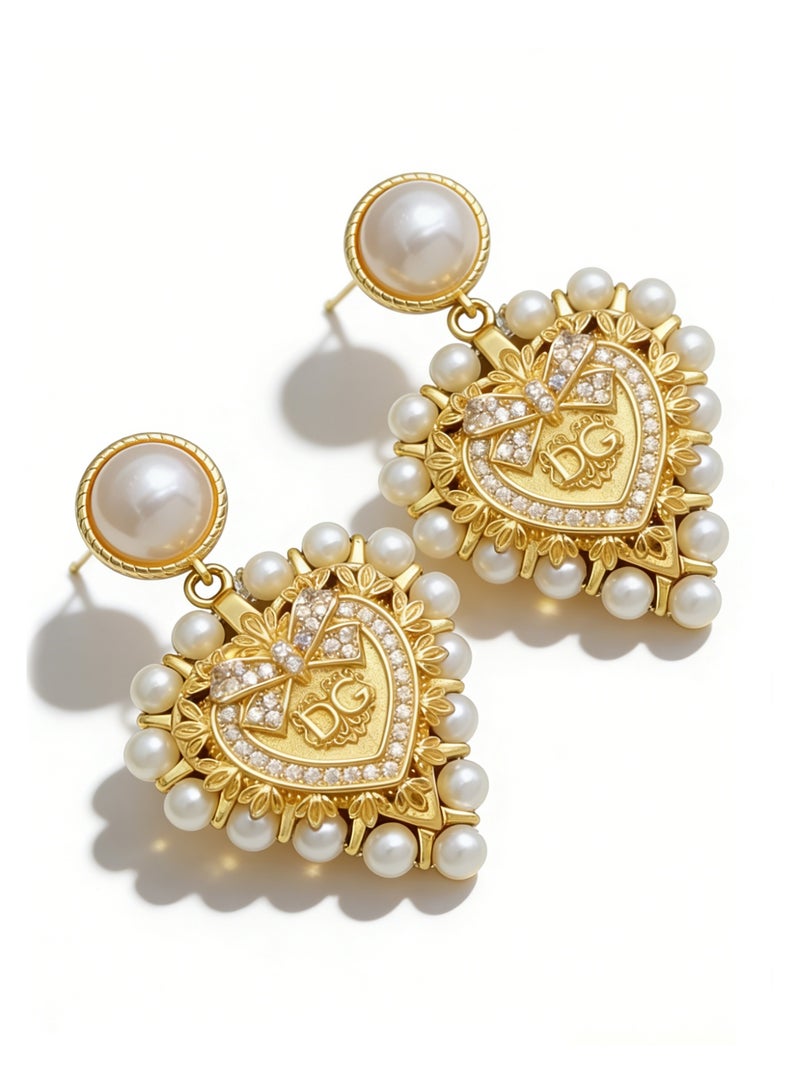 دي آند جي D&G DG Retro love Pearl earrings light luxury studded letter earrings court style dress earrings. - Image 3