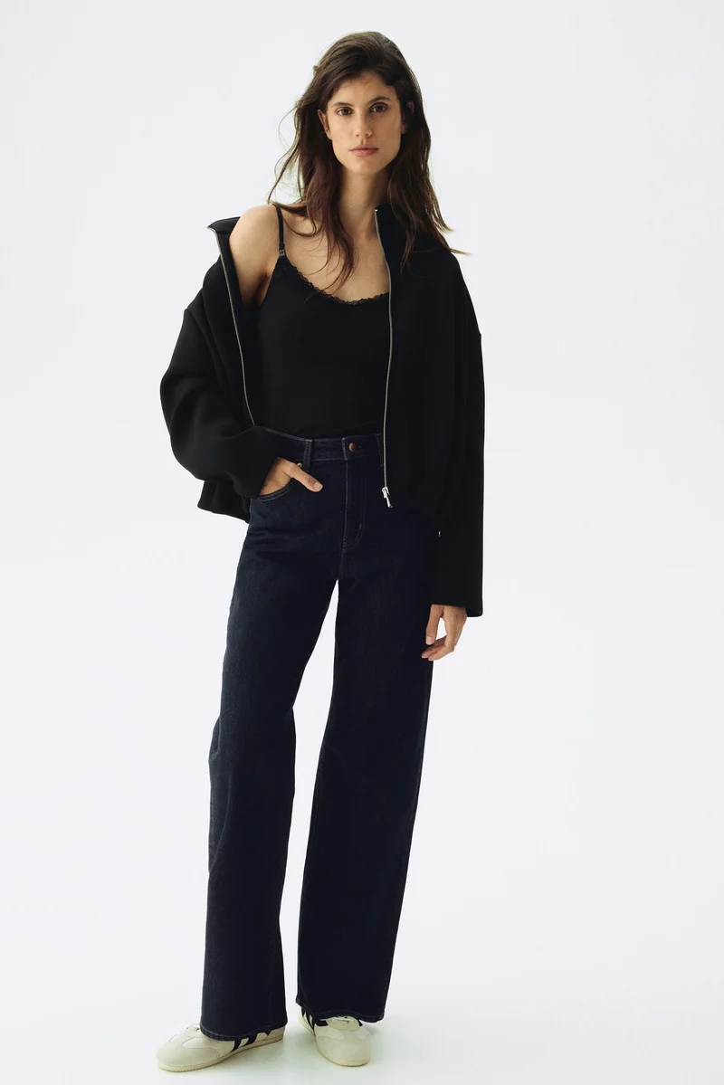 اتش اند ام بلوزة رضاعة بحمالات رفيعة من تشكيلة ماما