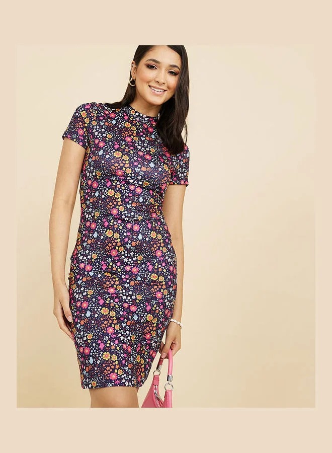 high neck floral bodycon dress Inarah | MINT Floral Print High-Neck Maxi Dress With Scarf Detail