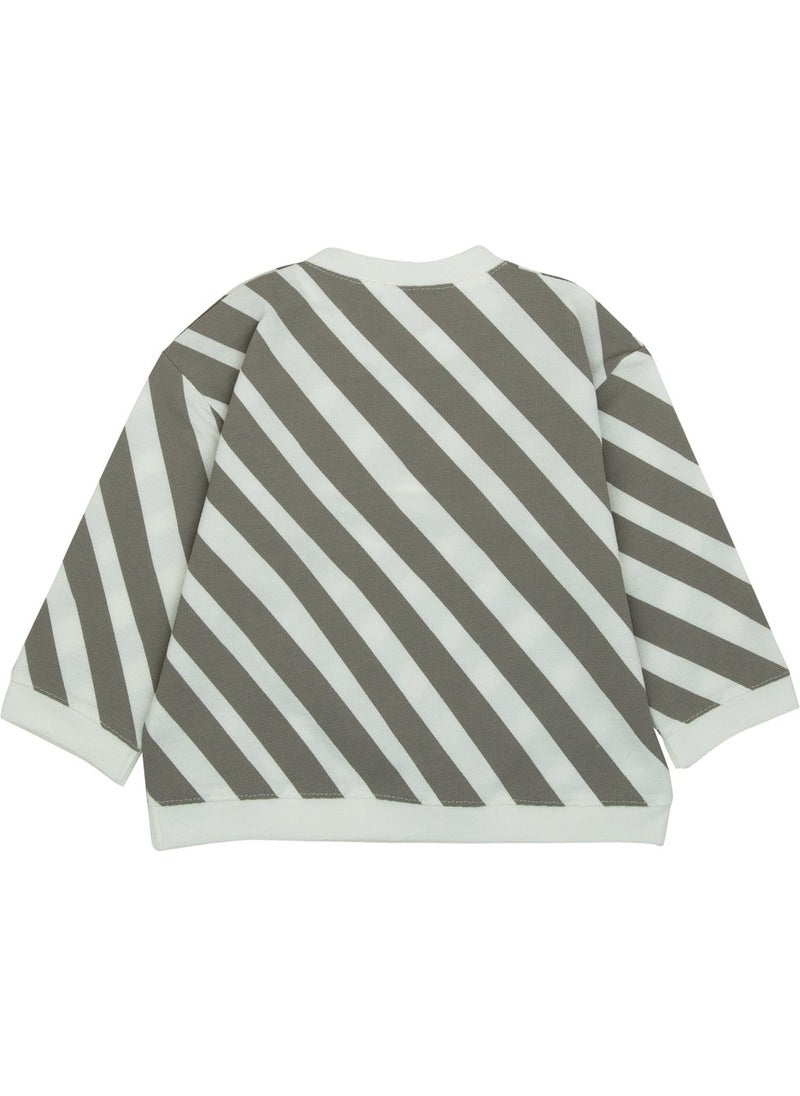 Jrmori - Sideways Stripe Printed Sweatshirt with Snap on Shoulders - Image 1