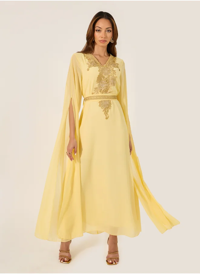 ستايلي Lace Detail V-Neck A-Line Belted Kaftan