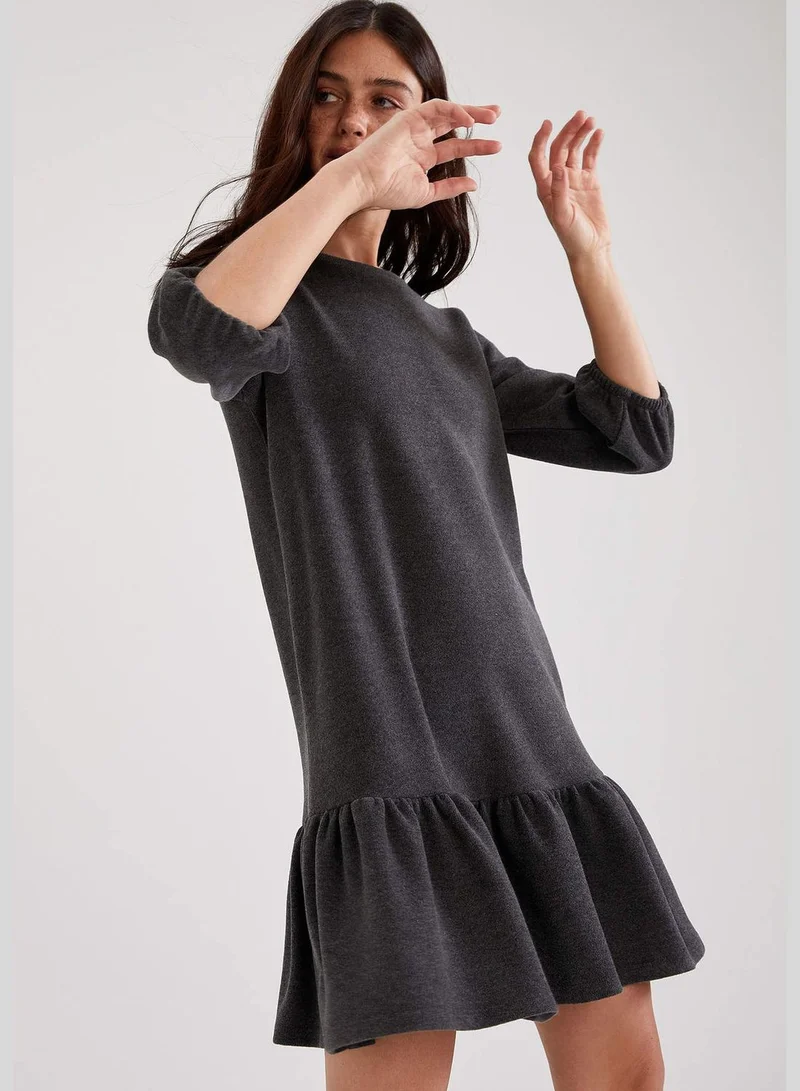 DeFacto Long-Sleeved Relaxed Fit Crew Neck Knitted Dress