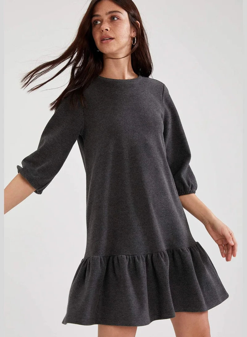 DeFacto Long-Sleeved Relaxed Fit Crew Neck Knitted Dress