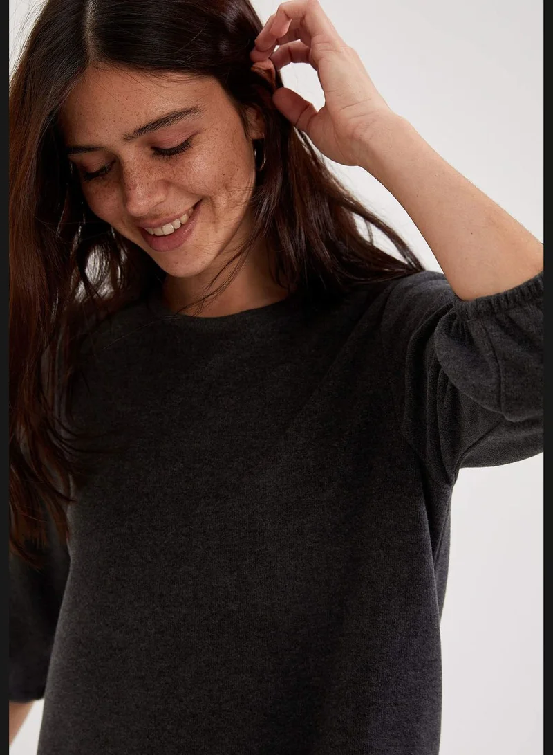 DeFacto Long-Sleeved Relaxed Fit Crew Neck Knitted Dress