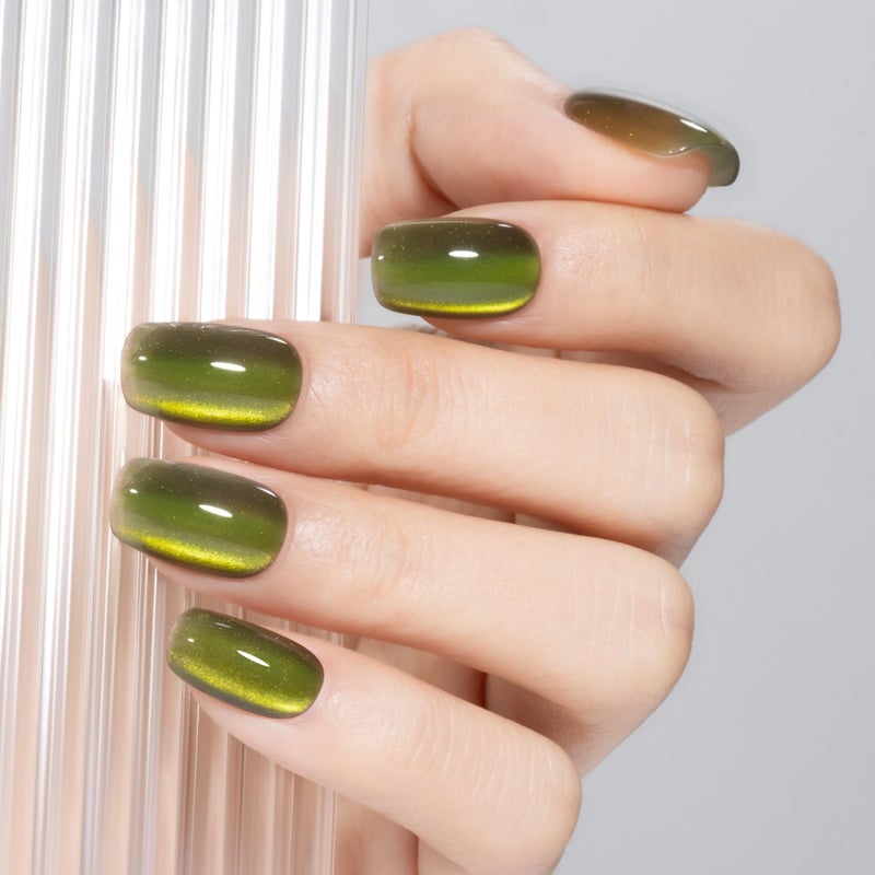 MAYCHAO 15ML Cat Eye Gel Nail Polish 1Pc Aurora Green Gel Polish Soak off Holographic Magnetic Nail Polish for Nail Art Manicure Salon DIY at Home, 0.5 OZ - Image 3