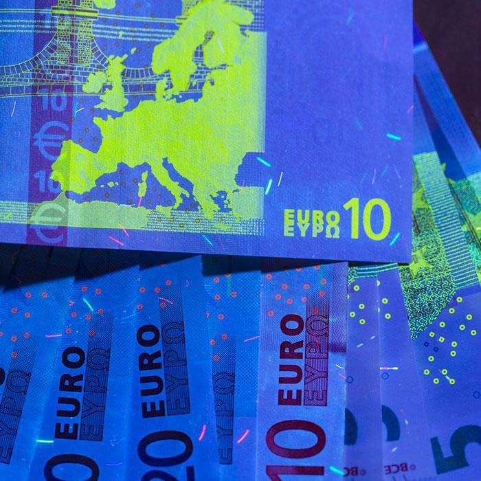 TATTU U3 UV Flashlight Rechargeable 395nm Black Light Torch Blacklight 10W Ultraviolet LED Lamp with Micro USB Charging Cable - Image 2