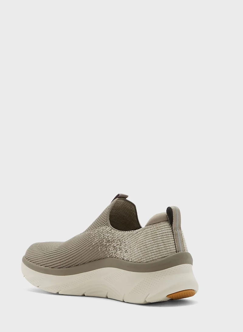 SKECHERS Arch Fit D'Lux