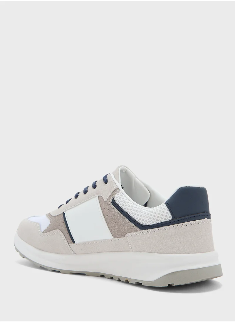 Robert Wood Smart Sneakers