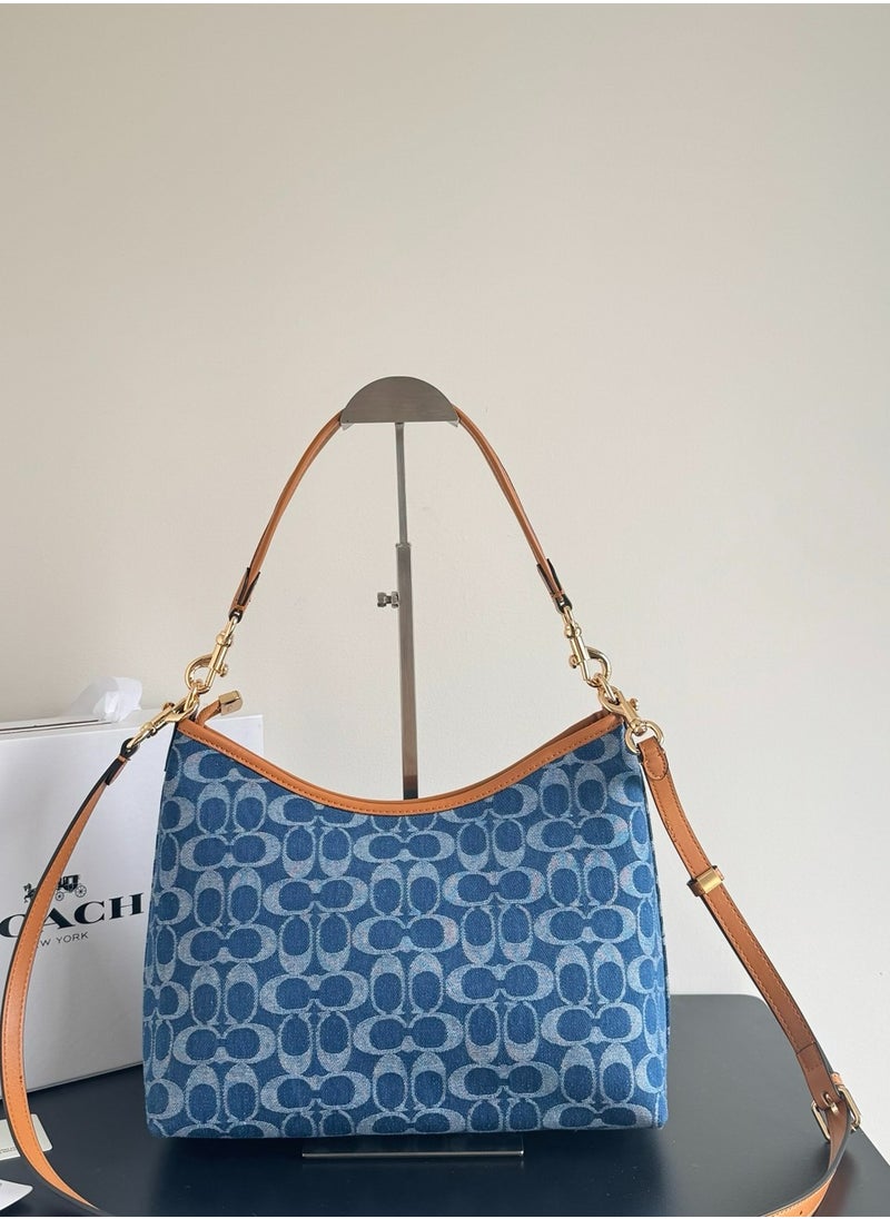 coachoutlet - Coach Laurel Shoulder Bag In Signature Canvas - Image 1