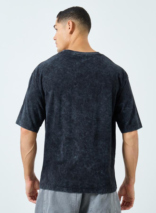 Styli Dyed Oversized Slogan Print Heavy Jersey T-Shirt - Image 4