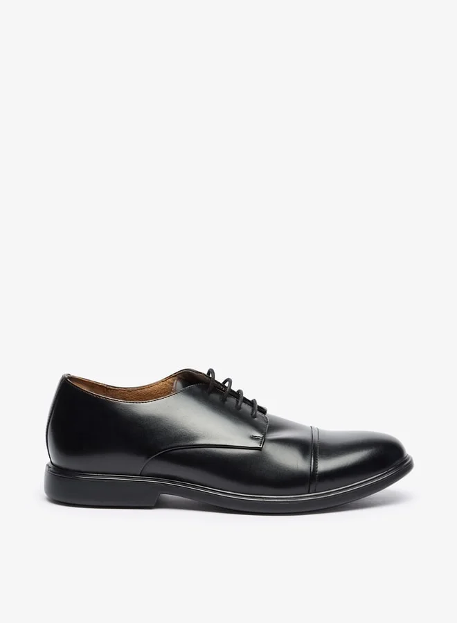 Le Confort Men Solid Derby Shoes with Lace-Up Closure