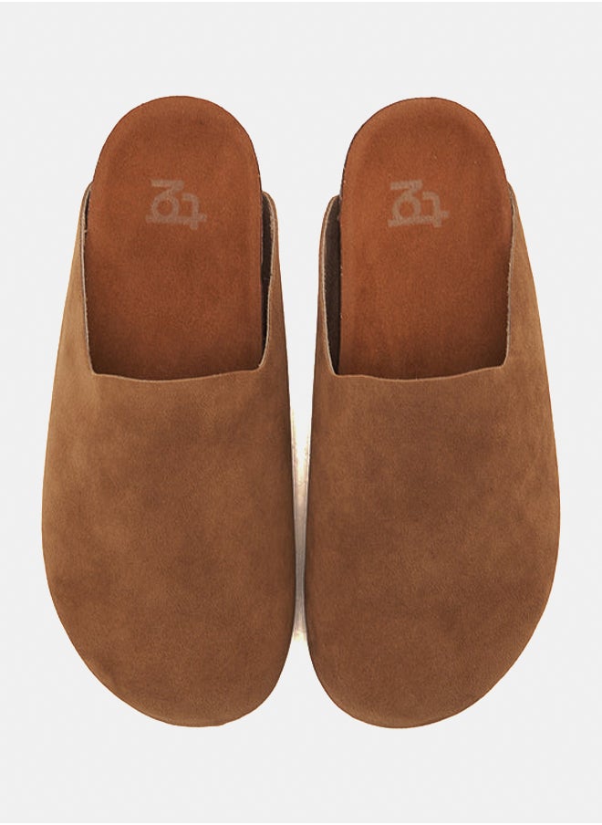 TGS - Low Clogs - Image 1
